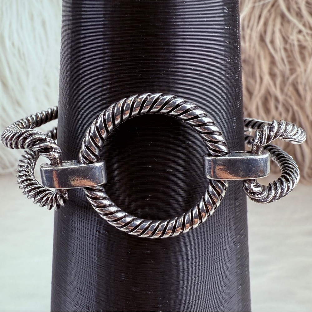 Pretty Silvertone Adjustable Costume Bracelet - image 2